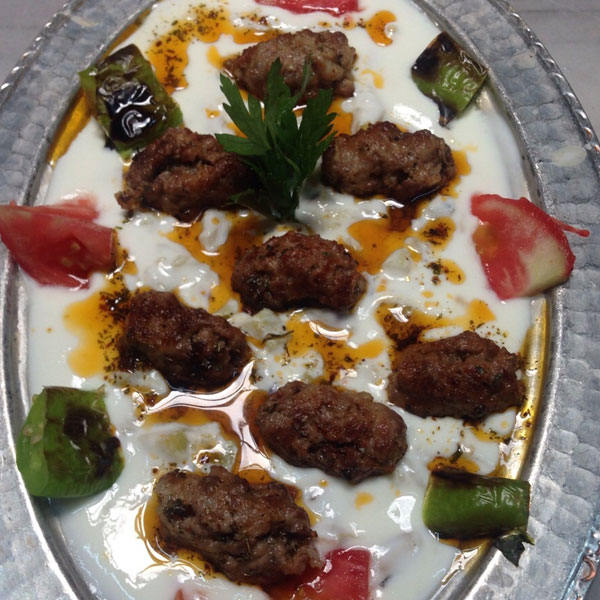 Yoğurtlu Kebap
