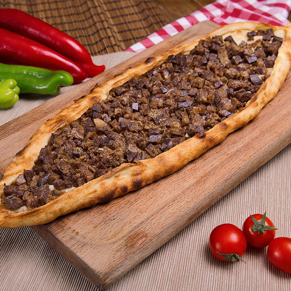 Kavurmalı Pide